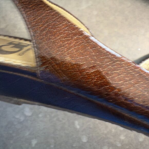 Gianni Bini Brown Crackled Leather Peep Toe Slingback Wedges – Size 9M - Picture 11 of 12